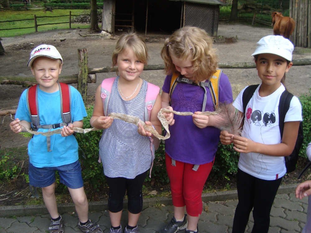 25 Dotýkali jsme se i  kůže hada.